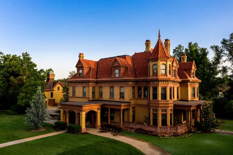 Heritage Hills Historic Home Tour